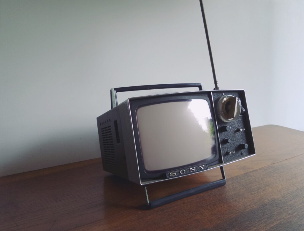 Invention & Historical Background of Colorful TV